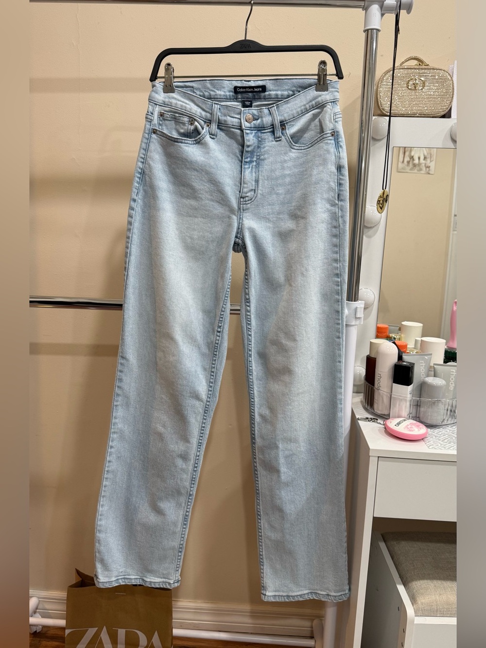 Calvin Klein Light Wash Straight Leg Jeans Size 26